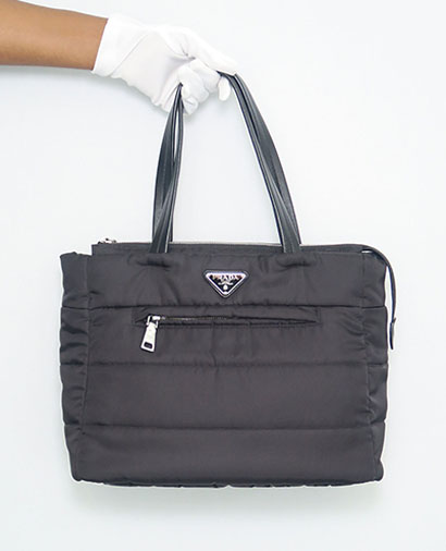 Tote, front view
